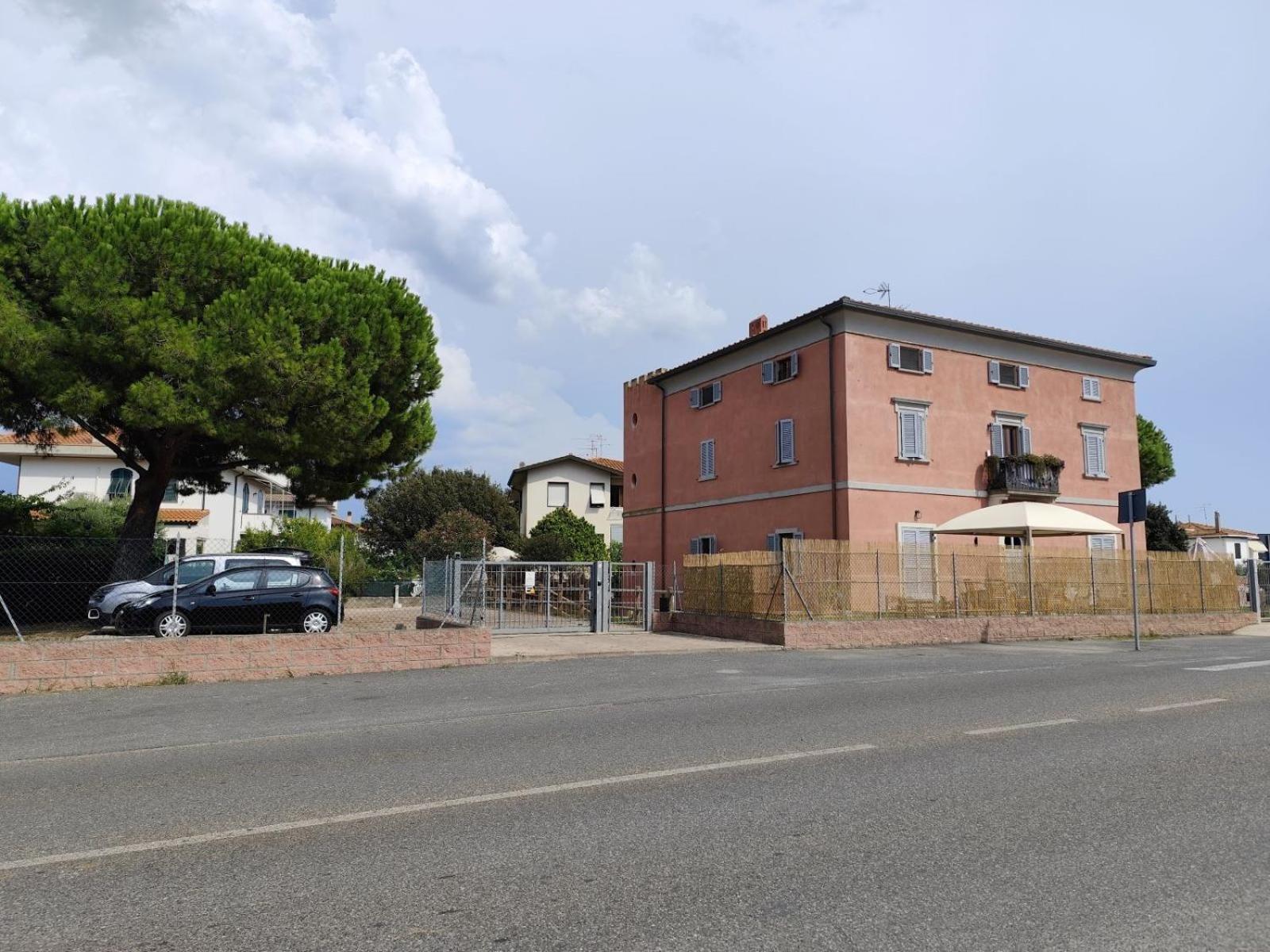 Appartamento Vada Exterior foto